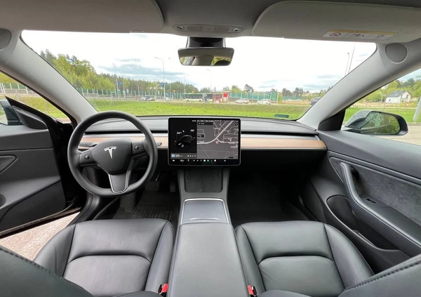 Tesla Model 3 cena 149000 przebieg: 26500, rok produkcji 2021 z Białystok małe 191